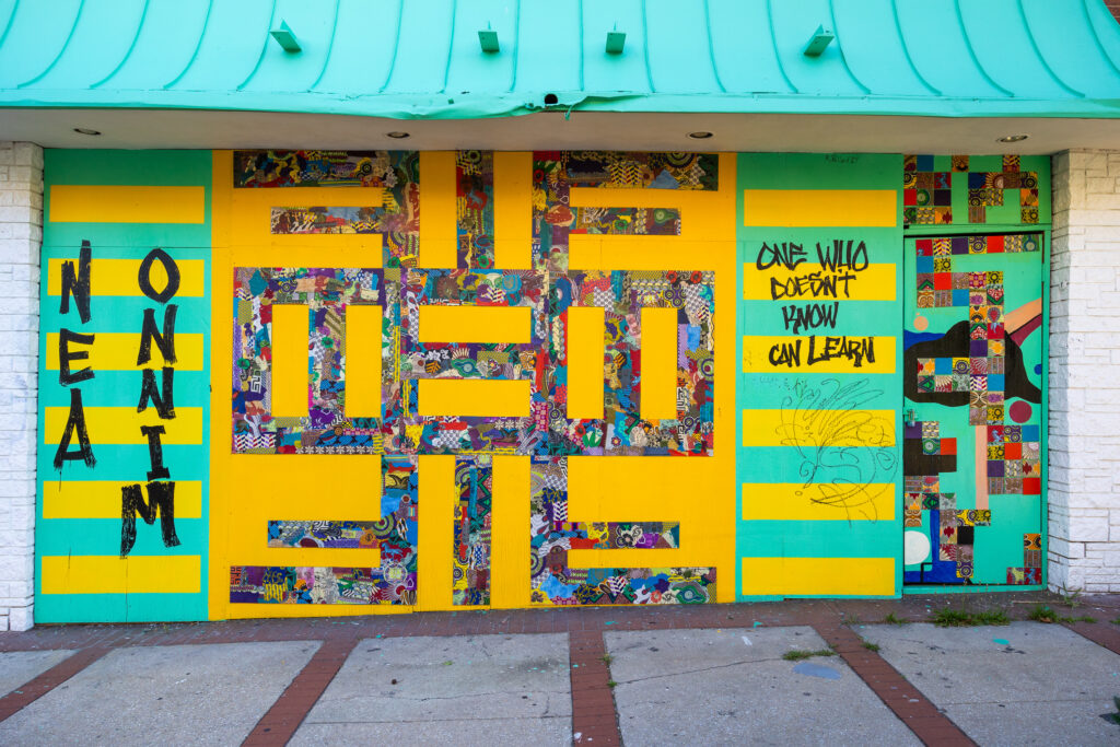 412 N. Howard Street Mural